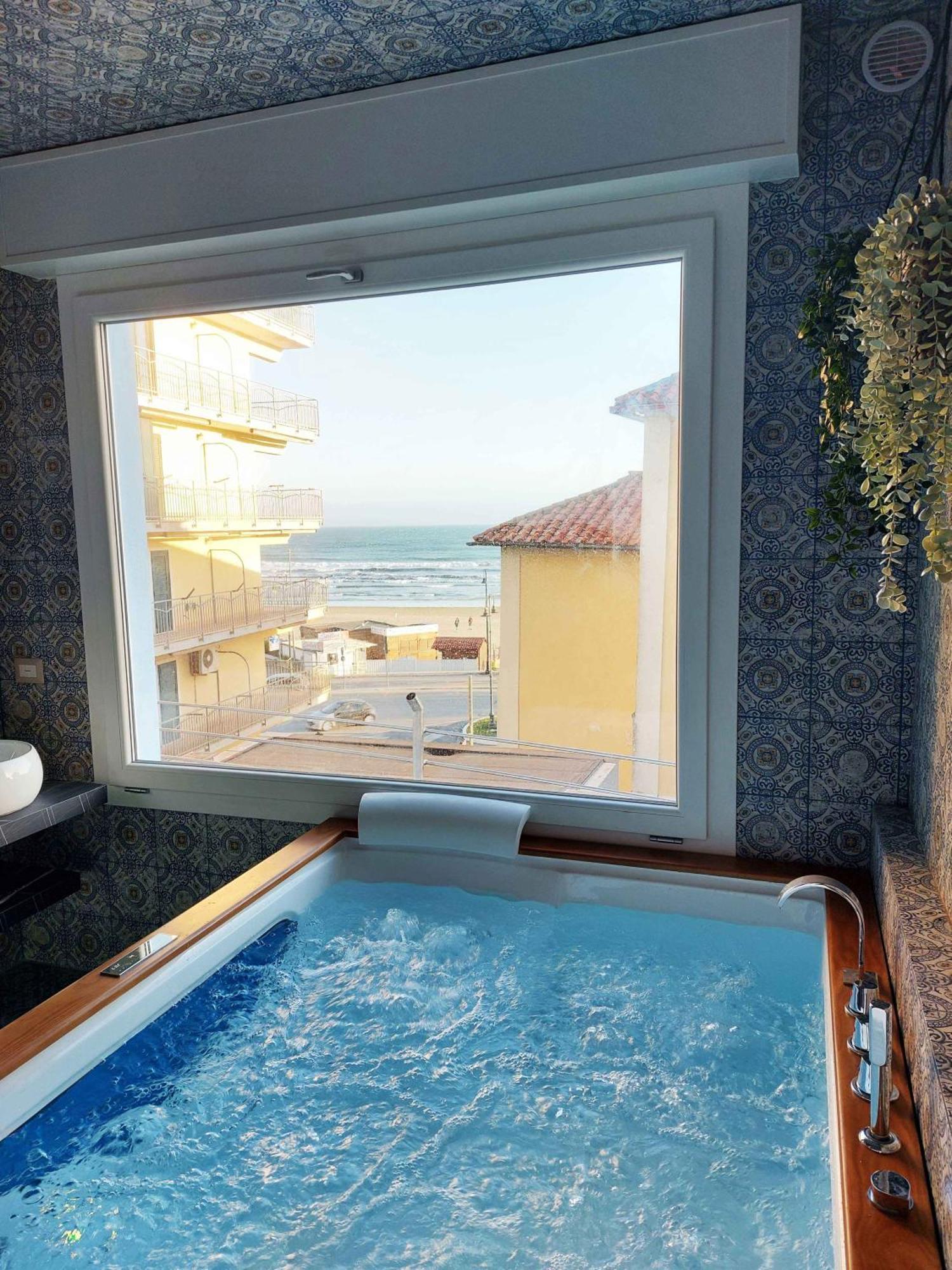 Sweet Home & Wellness Affittacamere Nettuno Luaran gambar